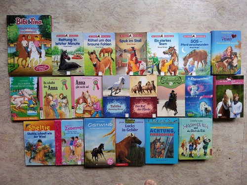 Bücherpaket 23 pferderomane - -,